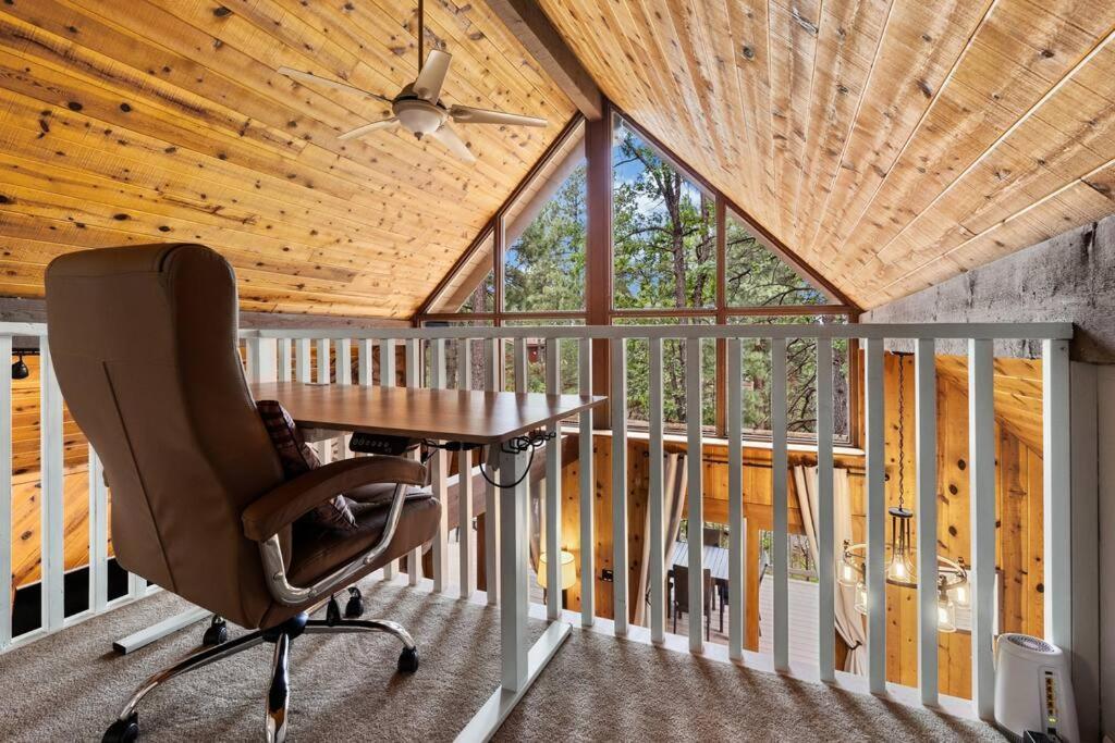 Luxury Cabin Oasis Getaway Heart Of Munds Park Exteriör bild