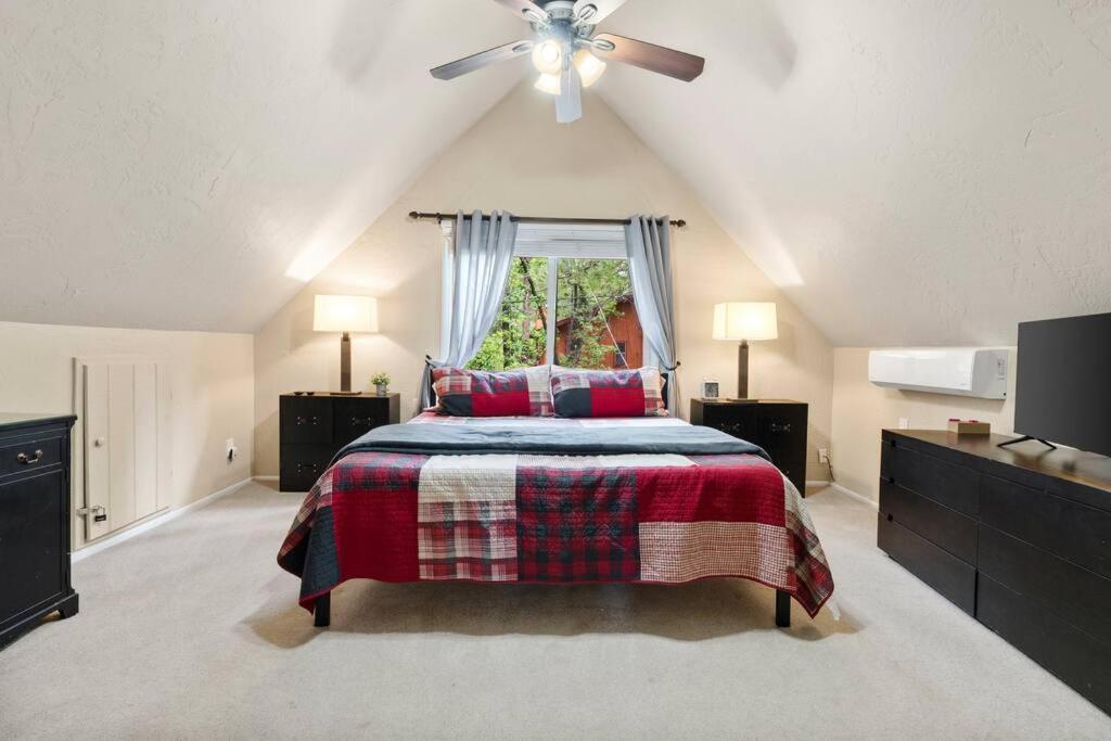 Luxury Cabin Oasis Getaway Heart Of Munds Park Exteriör bild