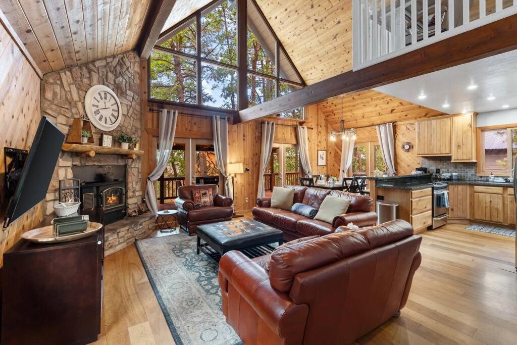 Luxury Cabin Oasis Getaway Heart Of Munds Park Exteriör bild