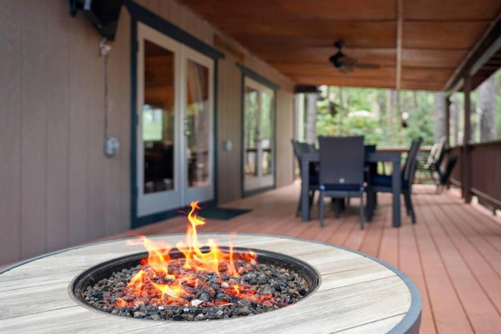 Luxury Cabin Oasis Getaway Heart Of Munds Park Exteriör bild